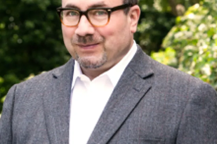 Craig Newmark a Web pioneer, philanthropist, and leading advocate