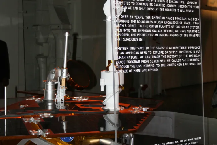 An exhibition panel that says “Mission to Mars” and shows a rover.
