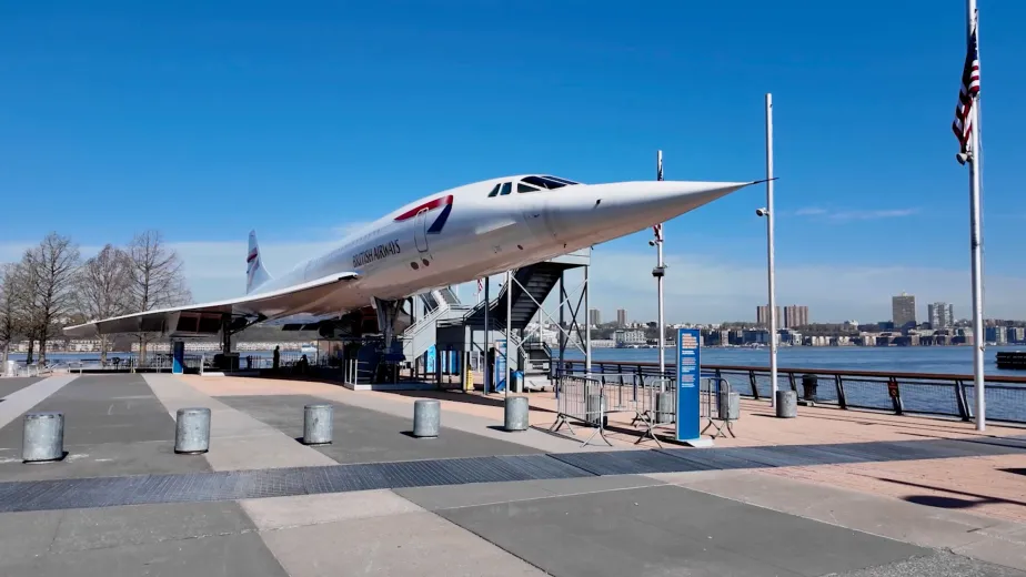 Concorde on display at Pier 86